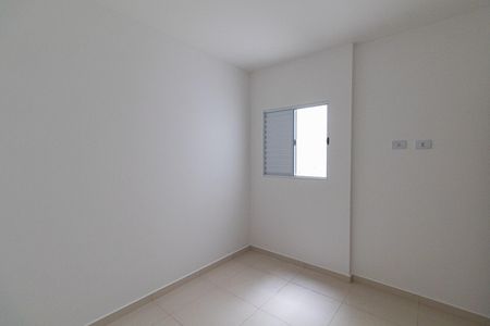 Quarto 1 de apartamento para alugar com 2 quartos, 40m² em Cidade Líder, São Paulo