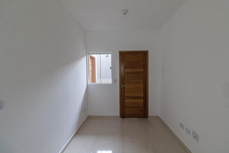 Sala/Cozinha/Área de Serviço de apartamento para alugar com 2 quartos, 40m² em Cidade Líder, São Paulo