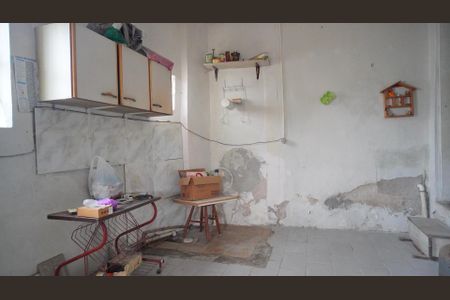 Casa à venda com 92m², 3 quartos e 1 vagaÁrea de Serviço