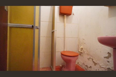Casa à venda com 92m², 3 quartos e 1 vagaBanheiro 2