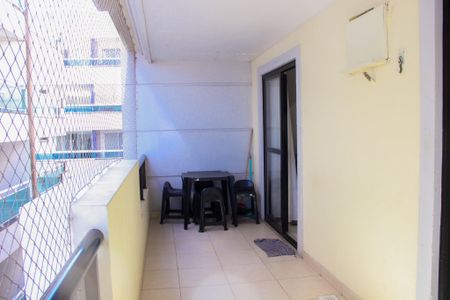 Apartamento para alugar com 3 quartos, 95m² em Braga, Cabo Frio