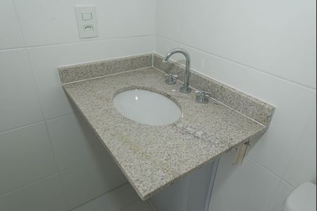 Banheiro de apartamento à venda com 1 quarto, 48m² em Santo Amaro, São Paulo