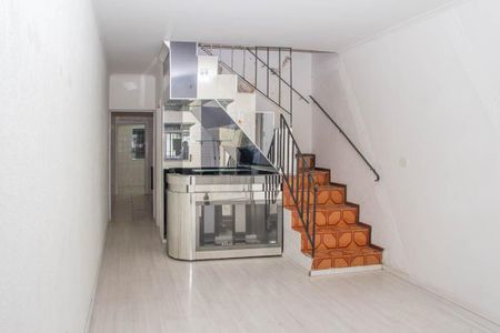 Casa à venda com 3 quartos, 145m² em Jardim Santa Teresinha, São Paulo