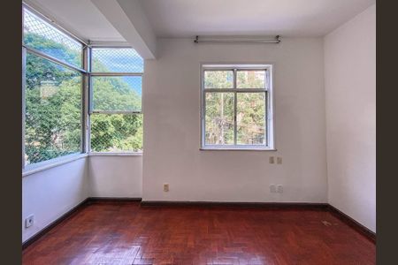 Apartamento à venda com 92m², 3 quartos e sem vaga
