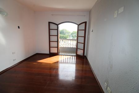 Casa para alugar com 217m², 4 quartos e 2 vagasSuíte 1