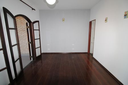 Casa para alugar com 217m², 4 quartos e 2 vagasSuíte 2