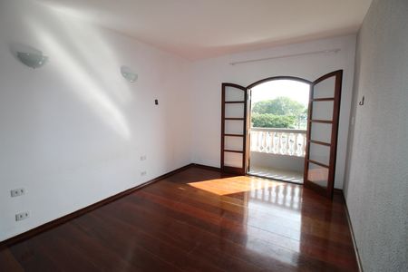 Casa para alugar com 217m², 4 quartos e 2 vagasSuíte 1