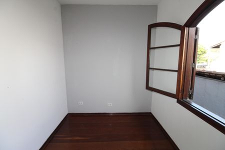 Casa para alugar com 217m², 4 quartos e 2 vagasQuarto 2
