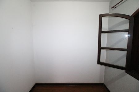 Casa para alugar com 217m², 4 quartos e 2 vagasQuarto 1