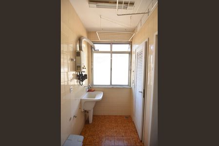 Apartamento à venda com 120m², 2 quartos e 1 vaga Apartamento à venda com 120m², 2 quartos e 1 vagaÁrea de Serviço