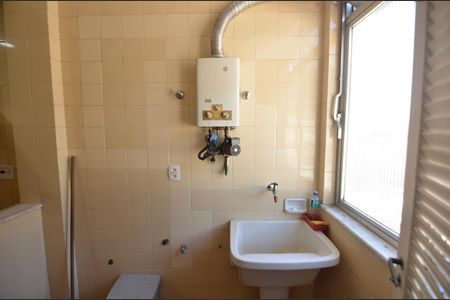 Apartamento à venda com 120m², 2 quartos e 1 vaga Apartamento à venda com 120m², 2 quartos e 1 vagaÁrea de Serviço