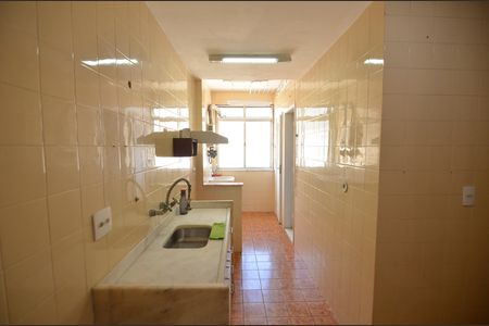 Apartamento à venda com 120m², 2 quartos e 1 vaga Apartamento à venda com 120m², 2 quartos e 1 vagaCozinha