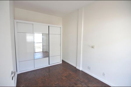 Apartamento à venda com 120m², 2 quartos e 1 vaga Apartamento à venda com 120m², 2 quartos e 1 vagaQuarto 2