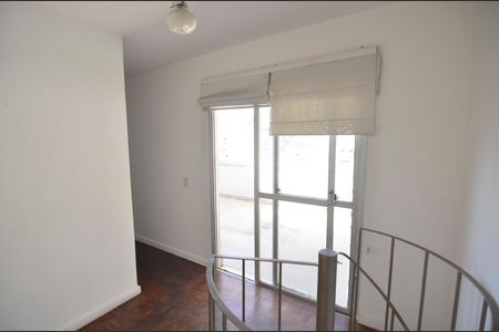 Apartamento à venda com 120m², 2 quartos e 1 vaga Apartamento à venda com 120m², 2 quartos e 1 vagaTerraço