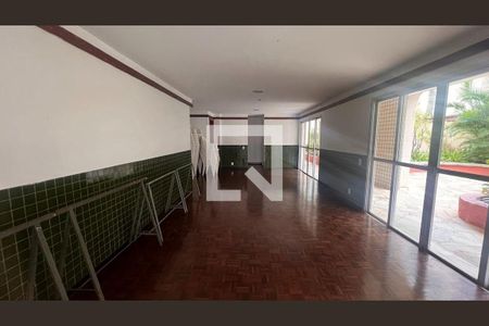 Apartamento à venda com 120m², 2 quartos e 1 vaga Apartamento à venda com 120m², 2 quartos e 1 vagaÁrea comum
