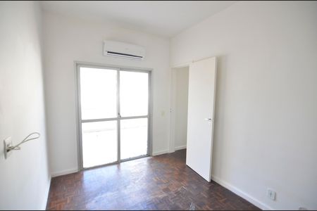 Apartamento à venda com 120m², 2 quartos e 1 vaga Apartamento à venda com 120m², 2 quartos e 1 vagaQuarto 2