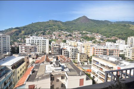 Apartamento à venda com 120m², 2 quartos e 1 vaga Apartamento à venda com 120m², 2 quartos e 1 vagaQuarto 1