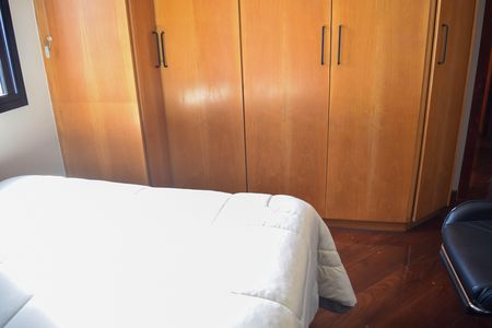 Apartamento à venda com 125m², 3 quartos e 3 vagas Apartamento à venda com 125m², 3 quartos e 3 vagasQuarto