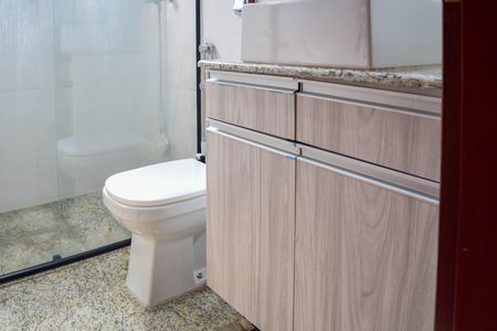 Apartamento à venda com 125m², 3 quartos e 3 vagas Apartamento à venda com 125m², 3 quartos e 3 vagasBanheiro