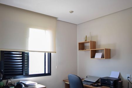 Apartamento à venda com 125m², 3 quartos e 3 vagas Apartamento à venda com 125m², 3 quartos e 3 vagasEscritório