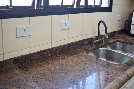 Apartamento à venda com 125m², 3 quartos e 3 vagas Apartamento à venda com 125m², 3 quartos e 3 vagasCozinha