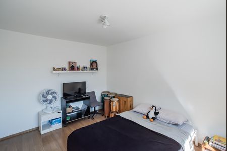 Quarto 2 de casa à venda com 4 quartos, 200m² em Planalto Paulista, São Paulo