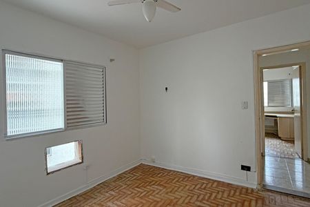 Quarto 2 de apartamento para alugar com 2 quartos, 65m² em José Menino, Santos