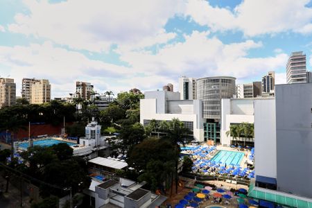 Apartamento à venda com 182m², 4 quartos e 4 vagas Apartamento à venda com 182m², 4 quartos e 4 vagasVista da Suíte master