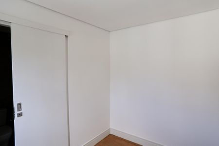 Apartamento à venda com 182m², 4 quartos e 4 vagas Apartamento à venda com 182m², 4 quartos e 4 vagasCloset da Suíte master