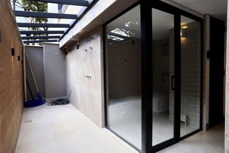 Apartamento à venda com 182m², 4 quartos e 4 vagas Apartamento à venda com 182m², 4 quartos e 4 vagasSaúna