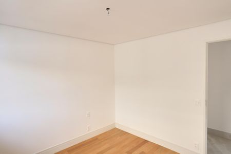 Apartamento à venda com 182m², 4 quartos e 4 vagas Apartamento à venda com 182m², 4 quartos e 4 vagasSuíte 2