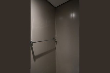 Apartamento à venda com 182m², 4 quartos e 4 vagasBanheiro de serviço
