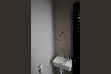 Apartamento à venda com 182m², 4 quartos e 4 vagasBanheiro de serviço