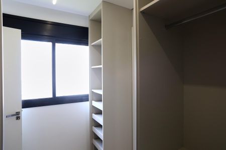 Apartamento à venda com 182m², 4 quartos e 4 vagasCloset da Suíte master