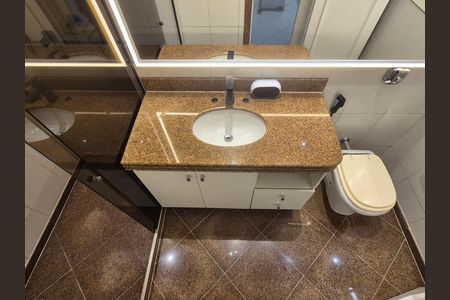 Apartamento à venda com 182m², 3 quartos e 4 vagas