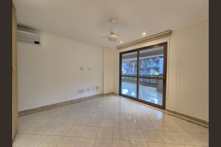 Apartamento à venda com 182m², 3 quartos e 4 vagas