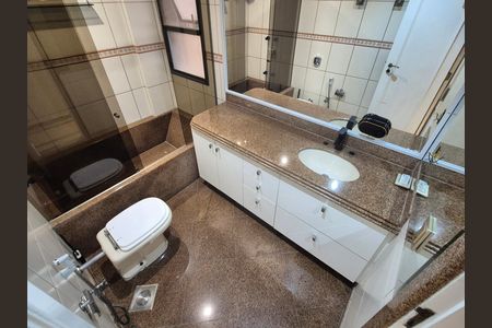 Apartamento à venda com 182m², 3 quartos e 4 vagas