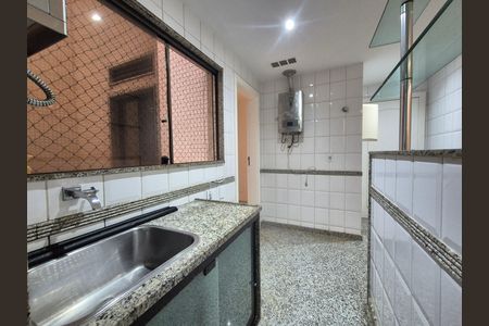 Apartamento à venda com 182m², 3 quartos e 4 vagas