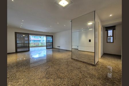 Apartamento à venda com 182m², 3 quartos e 4 vagas