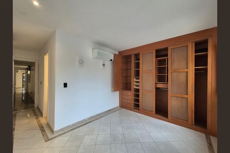 Apartamento à venda com 182m², 3 quartos e 4 vagas
