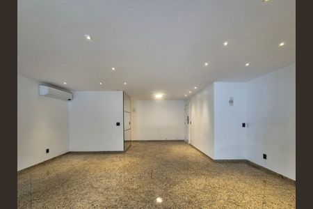 Apartamento à venda com 182m², 3 quartos e 4 vagas