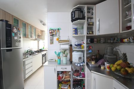 Apartamento à venda com 106m², 3 quartos e 2 vagasCozinha
