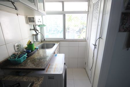 Apartamento à venda com 106m², 3 quartos e 2 vagasÁrea de serviço 