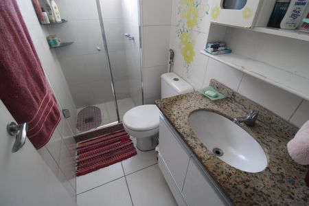 Apartamento à venda com 106m², 3 quartos e 2 vagasBanheiro social