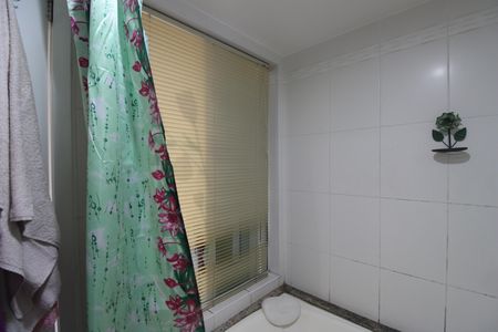 Apartamento à venda com 106m², 3 quartos e 2 vagasBanheiro da suíte
