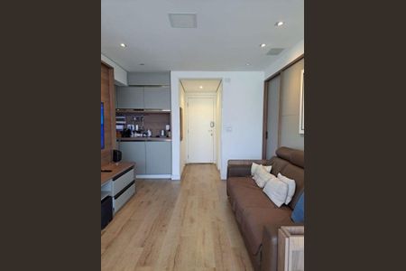 Apartamento à venda com 3 quartos, 96m² em Vila Firmiano Pinto, São Paulo