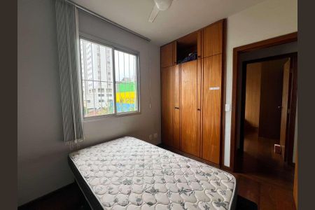 Apartamento à venda com 3 quartos, 90m² em Sagrada Família, Belo Horizonte