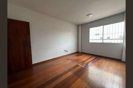 Apartamento à venda com 3 quartos, 90m² em Sagrada Família, Belo Horizonte