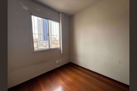 Apartamento à venda com 3 quartos, 90m² em Sagrada Família, Belo Horizonte