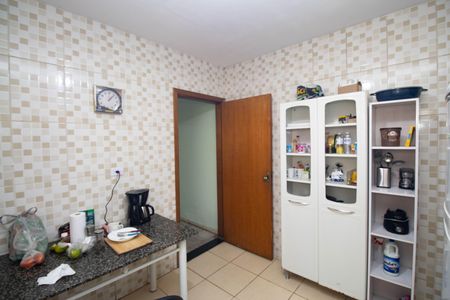 Apartamento para alugar com 160m², 3 quartos e 2 vagas Apartamento para alugar com 160m², 3 quartos e 2 vagasCozinha